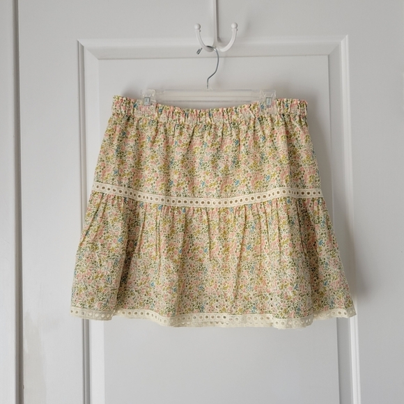 Jennifer & Grace Dresses & Skirts - Floral A line Skirt
